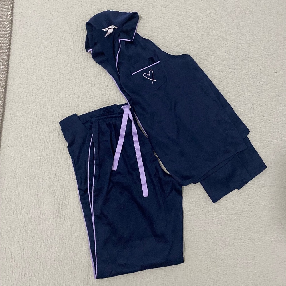 Victoria Secret Satin set